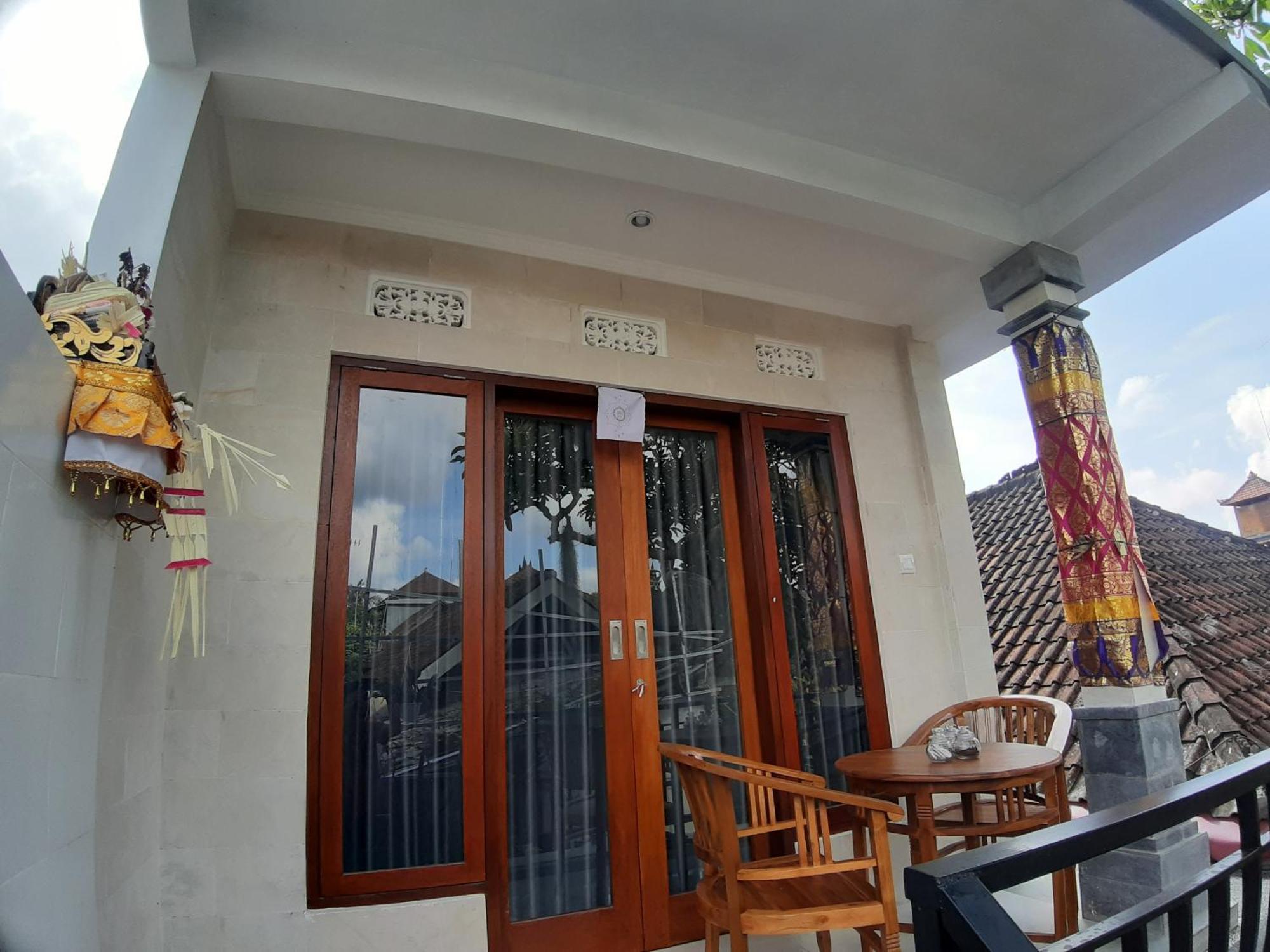 Апартаменты Patra House Убуд Экстерьер фото